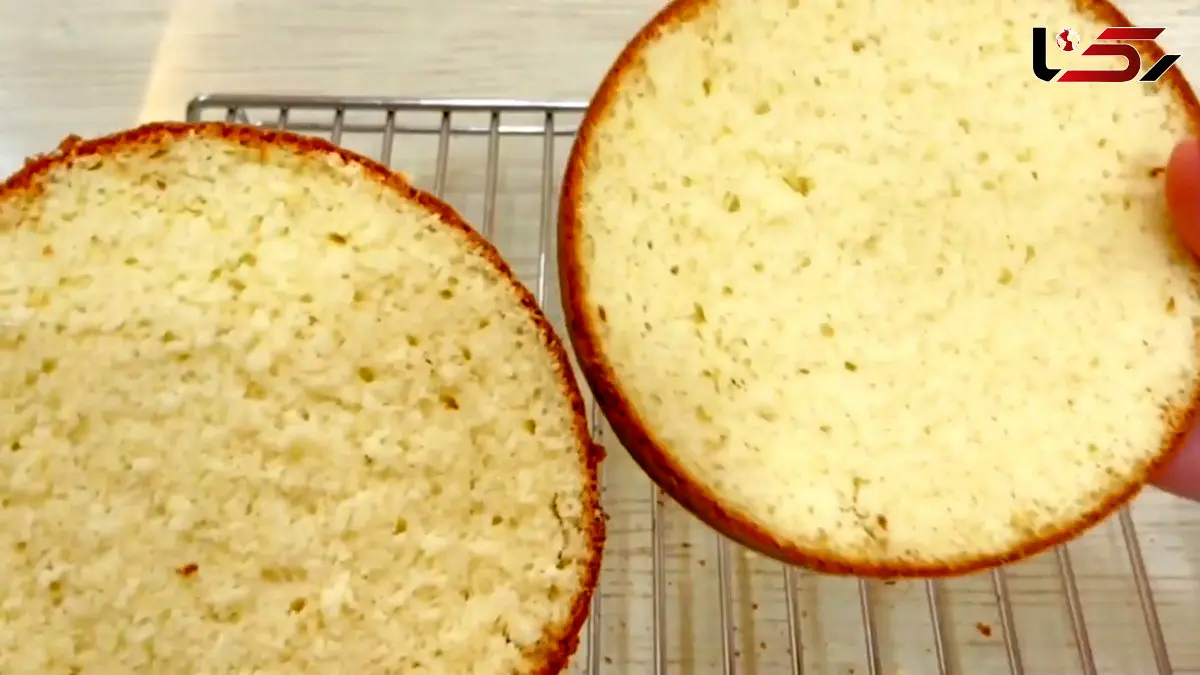 آموزش کامل پخت کیک اسفنجی نرم و لطیف مثل ابر + فیلم
