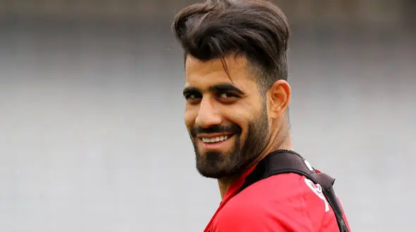 قرار مخفی با دخترجوان در اتوبوس تیم ملی فوتبال ایران + فیلم افتضاح کنعانی زادگان !