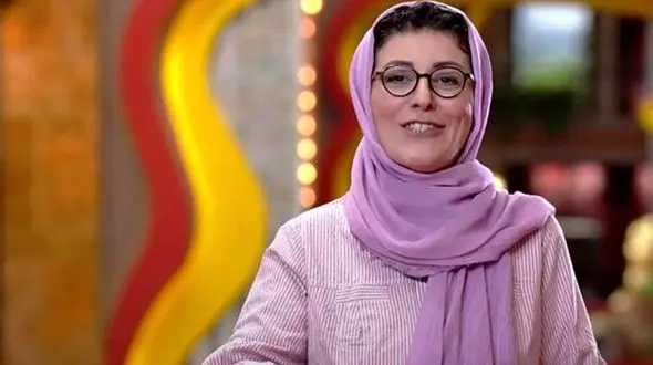 فیلم / سوسن پرور: میگن من زشتم ... / فقط یکبار در  15 سالگی عاشق شدم ولی شکست خوردم ... / وقتی به پسره گفتم عاشقشم اون ../ اشتباه میکرد من ....