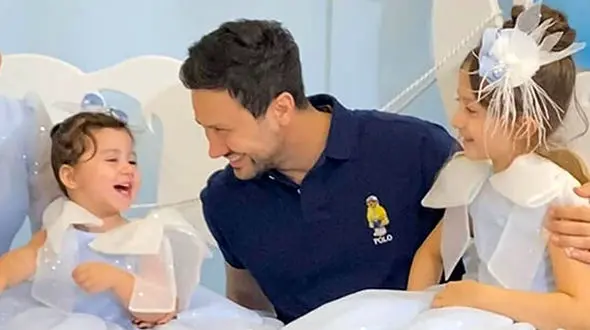 جشن تولد مجلل نبات کوچولوی شاهرخ استخری با تِم سیندرلایی و کالسکه سلطنتی/ خلاقیت اوستا قناد بیستِ بیست+عکس