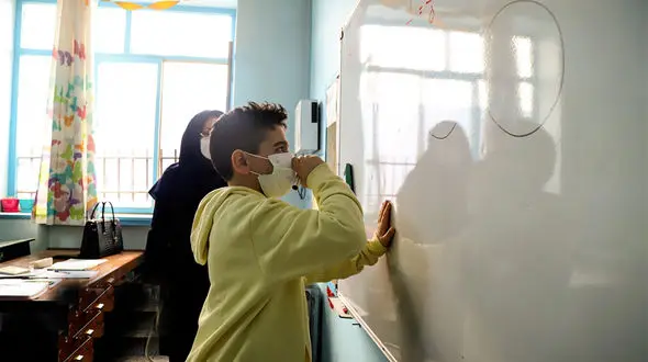  23 هزار کلاس درس در ایران معلم ندارد / آموزش و پرورش: معلم حرفه ای می خواهیم نه سرباز معلم