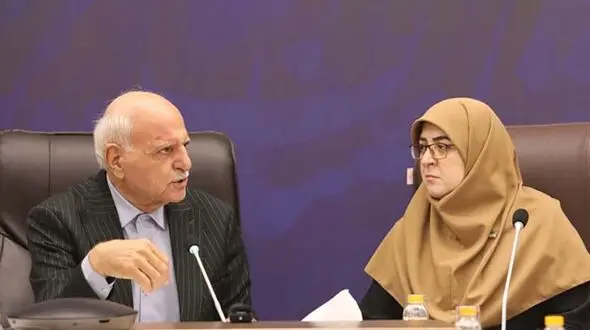 سخنگوی دولت با حضور در اتاق اصناف ایران: آنچه اتاق اصناف ایران جمع‌بندی کند، در دستور کار دولت قرار می‌گیرد