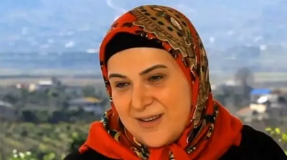 ریما رامین فر، بازیگر سریال «پایتخت» تغییر چهره داد/ خانوم بازیگر در55 سالگی با استایل منحصربه فرد اصلا قابل شناسایی نیست