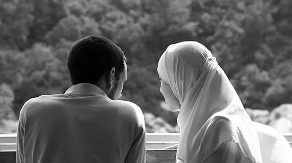 نگاه مادی عامل کاهش آمار ازدواج در ایران / زوج ها روزانه  15 دقیقه با هم صحبت کنند