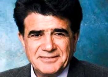 دانلود آهنگ باشکوه شجریان / همان بیرنگ بیرنگم