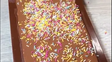 فیلم طرز تهیه شکلات دبی 