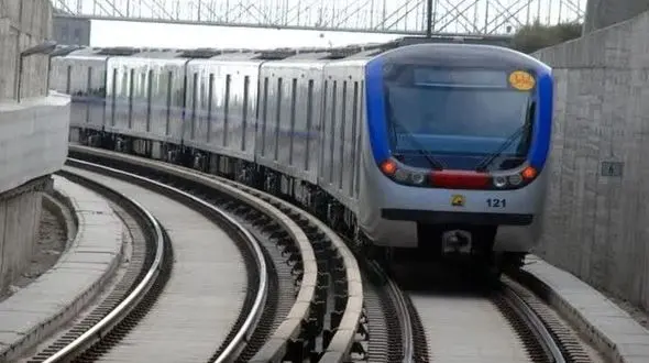 ببینید / تخریب حرفه‌ای تونل مترو!