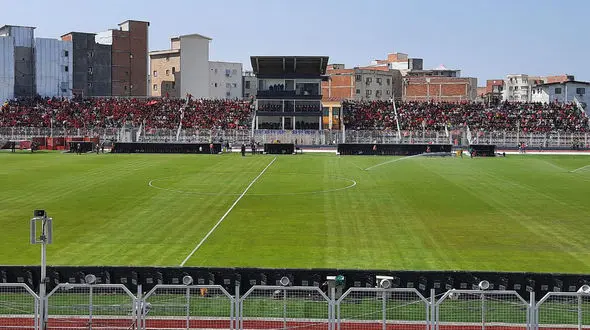 پرسپولیس- نساجی بدون حضور هواداران خانم