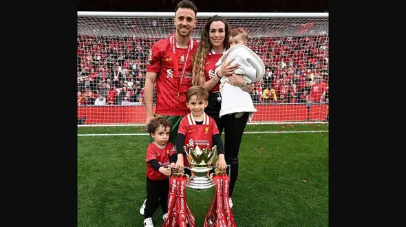 اولین واکنش همسر دیوگو ژوتا به مرگ دردناک این فوتبالیست بعدز ازدواجشان ! / عکسی که دل همه را خون کرد