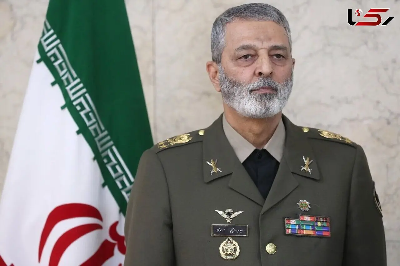 عکس جوانی  سرلشکر موسوی + بیوگرافی و از خانواده پدری  تا شهادت در حمله موشکی بیت رهبری 