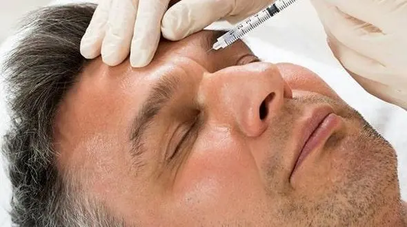 بازی با جان مردم ؛ تزریق آب به جای بوتاکس به صورت / جای نهاد های نظارتی خالی