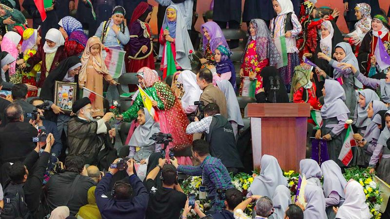 آیت الله سید ابراهیم رئیسی صبح امروز چهارشنبه در آیین گرامیداشت روز دختر و « جشن دختران آرمانی » که در مجموعه 12 هزار نفری آزادی برگزار شد