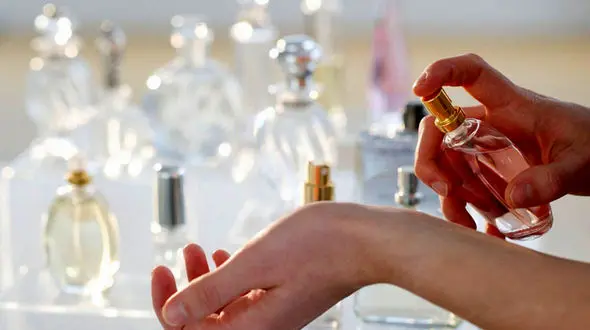 عطرهای مناسب عروس و داماد + عکس