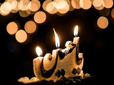 دانلود مداحی باشکوه امشب شب شام غریبانه / جسم عزیز فاطمه اندر بیابان است