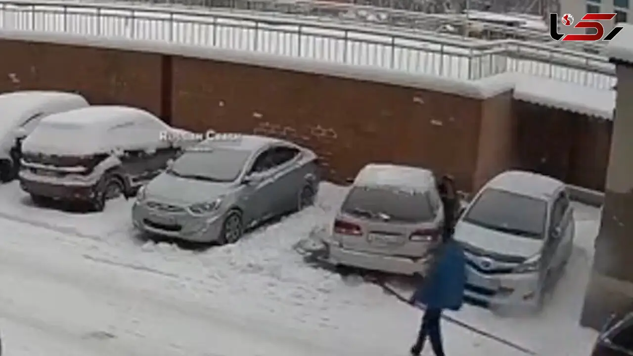 فیلم دزد نادان در روز برفی ! / شگرد احمقانه اش را ببینید !