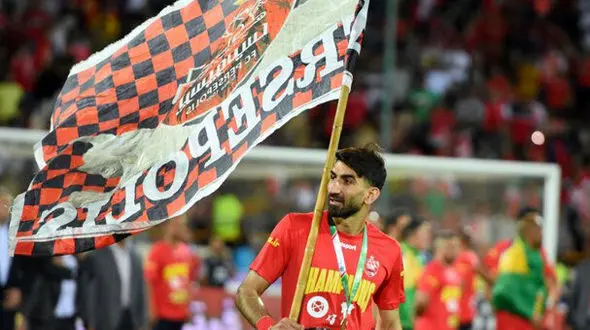 بیرانوند بهترین گلر آسیاست و باید 100 میلیارد به او بدهیم / علیرضا استقلالی است و خوشحالم به تیم محبوبش می آید!