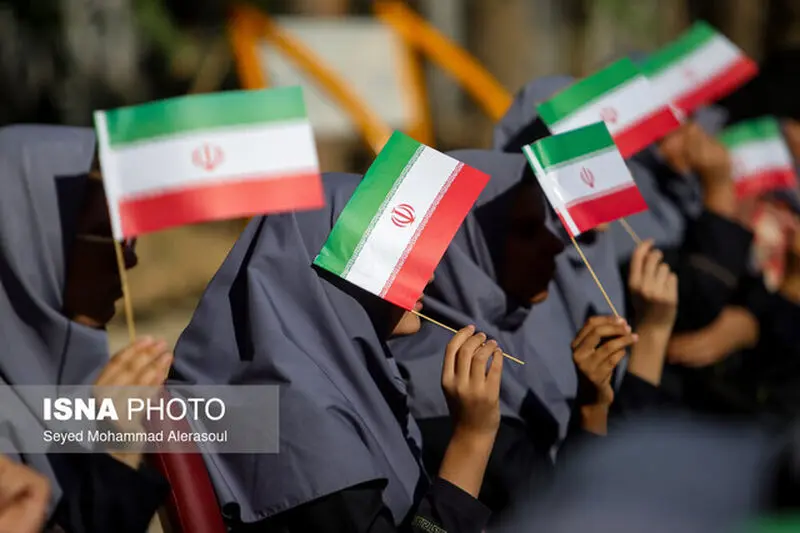دانش آموزان