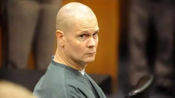 آزادی قاچاقچی حرفه‌ای