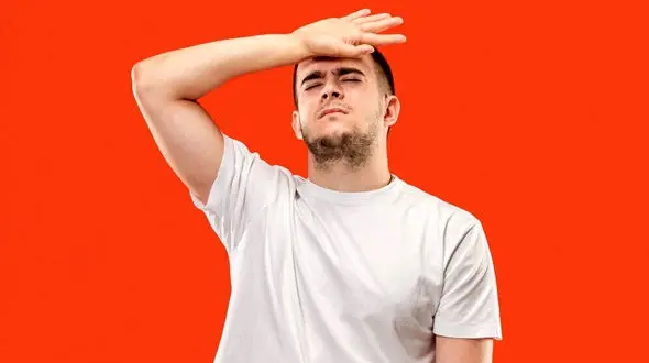 دلایل تعریق: گرما تنها علت نیست!