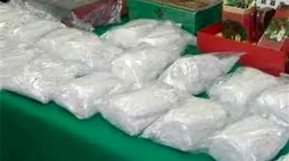 کشف بیش از یک تن هروئین در حوالی داراب فارس