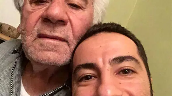 سلفی نوید محمدزاده و پدرش