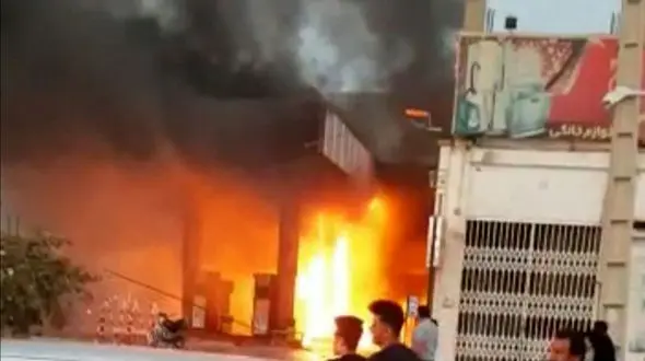 آتش سوزی در پمپ بنزین‌ رامهرمز 