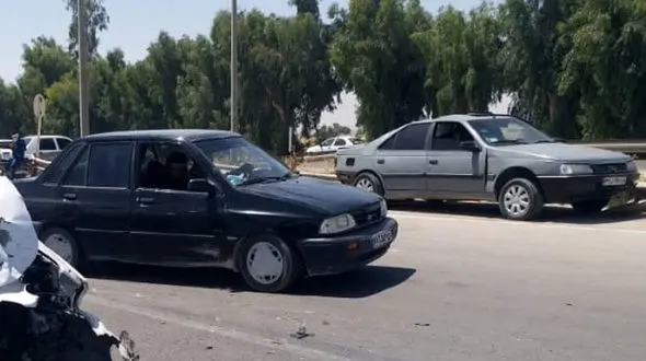  3مصدوم در 2 تصادف پیاپی در یک مکان / سه راهی خارستان کجاست؟