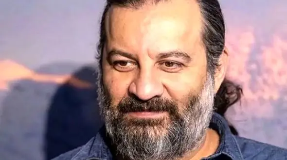 مهراب قاسم‌خانی: احتمالا پرفالورترین فیلمنامه نویس جهان هستم 