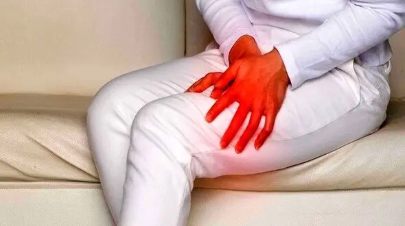علت خروج باد از واژن 