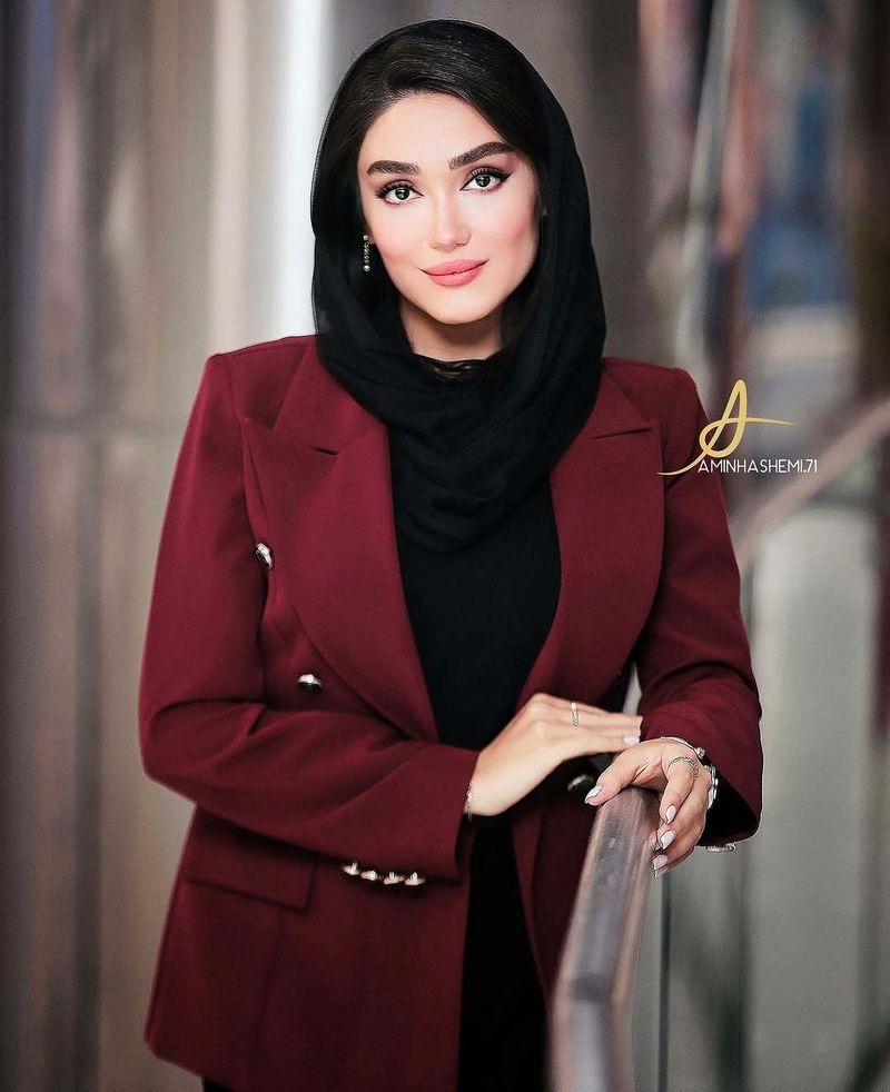 بیوگرافی فرزانه قاسم زاده