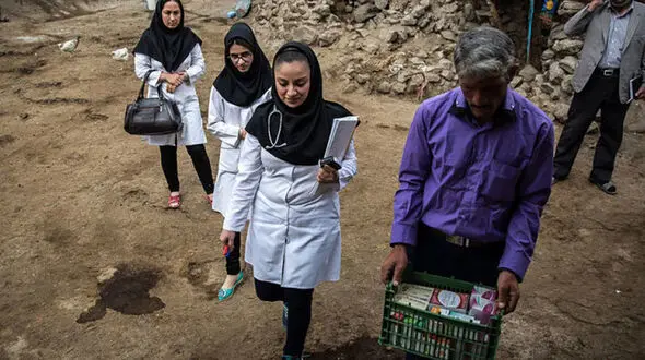 نماینده مجلس: پزشک عمومی در مناطق محروم کم است