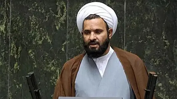  مذاکره مستقیم با آمریکا به نفع کشور است / حاج قاسم هم مذاکرات مستقیم داشت