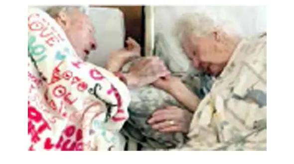 پایان یک عشق  77 ساله / عکسی که جهانی شد