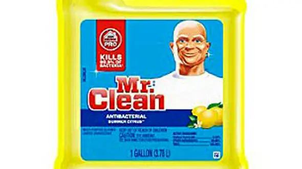 دختر 12 ساله به برادر کوچکش وایتکس خوراند!+عکس