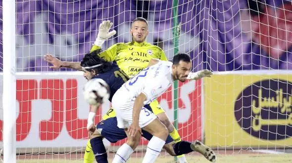 چرا بازی استقلال بدون VAR برگزار شد؟