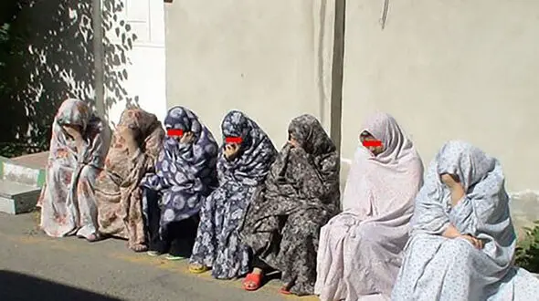 4 زن با دستور مرد جوان دست در جیب مردم می کردند / در تهران فاش شد
