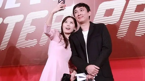 پسر چینی به ارثیه 122 میلیاردی پدر پشت پا زد