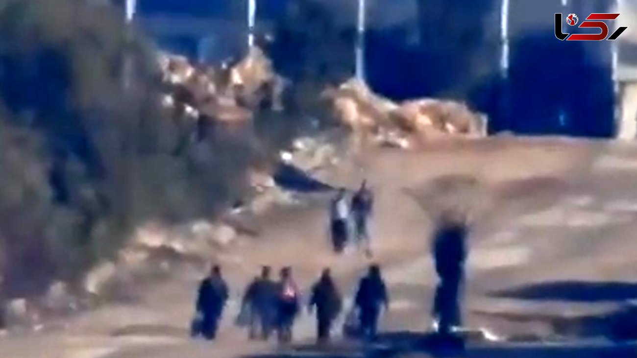 فیلم لحظه به شهادت رسیدن مدافعان حرف با موشک حرارتی