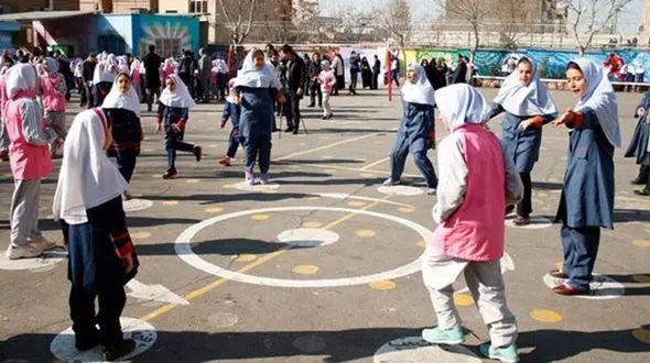 درهای مدارس پنجشنبه‌ها و جمعه‌ها باز می‌شوند