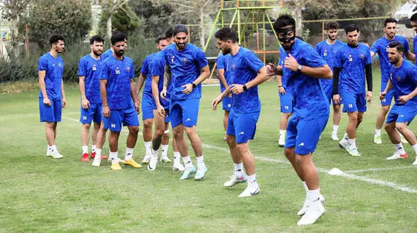 پوستر جالب نساجی در آستانه دیدار با استقلال/ به یاد پورحیدری و دست‌نشان + عکس