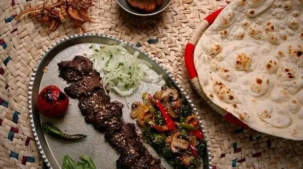 جوجه گیلانی / طعم اصیل شمال ایران + فیلم