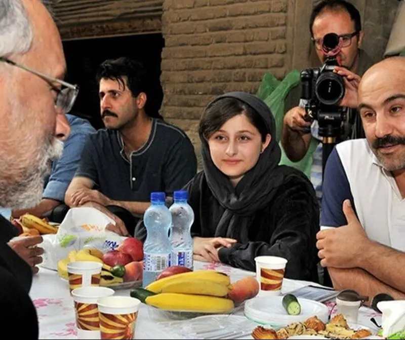 تاریخ امروز چهره‌ها |«نقی، نیکا و رحمت» در پشت صحنه سریال پایتخت 5 در ترکیه؛ سال 97