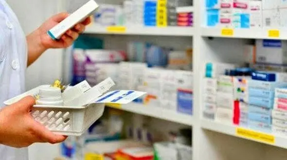 داروخانه‌های لرستان زیر ذره بین بازرسی / برخورد تعزیرات حکومتی قاطع و بدون تعارف است

