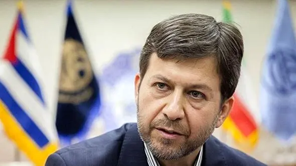 معاون وزیر کشور: مدیران مراکز گردشگری تنها موظف به تذکر لسانی حجاب هستند/
وظیفه برخورد فقط با ضابط قضایی است