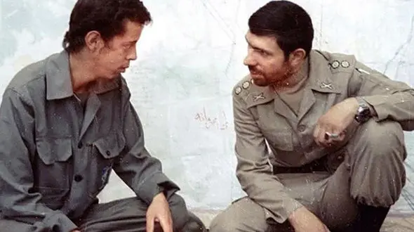 صدام از صدای کدام سردار از پشت بی‌سیم وحشت داشت؟ / روزنامه نگاری که به نابعه جنگ شهرت یافت