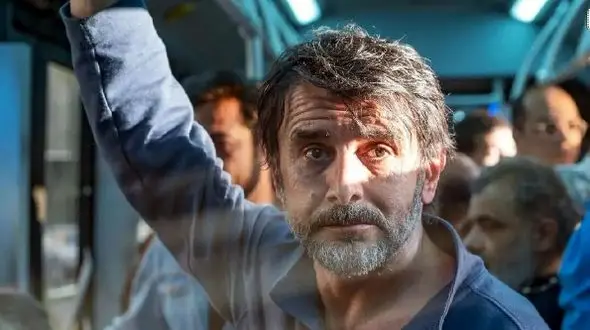 فراستی : امین حیایی بیشتر منگل می زند تا بیمار!