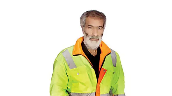 گفتگو با ناصر بافنده پاکبان تبریزی که کیسه پر از پول وسوسه اش نکرد + عکس