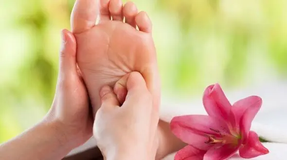 نقطه هایی در پاها که ماساژشان معجزه می کند