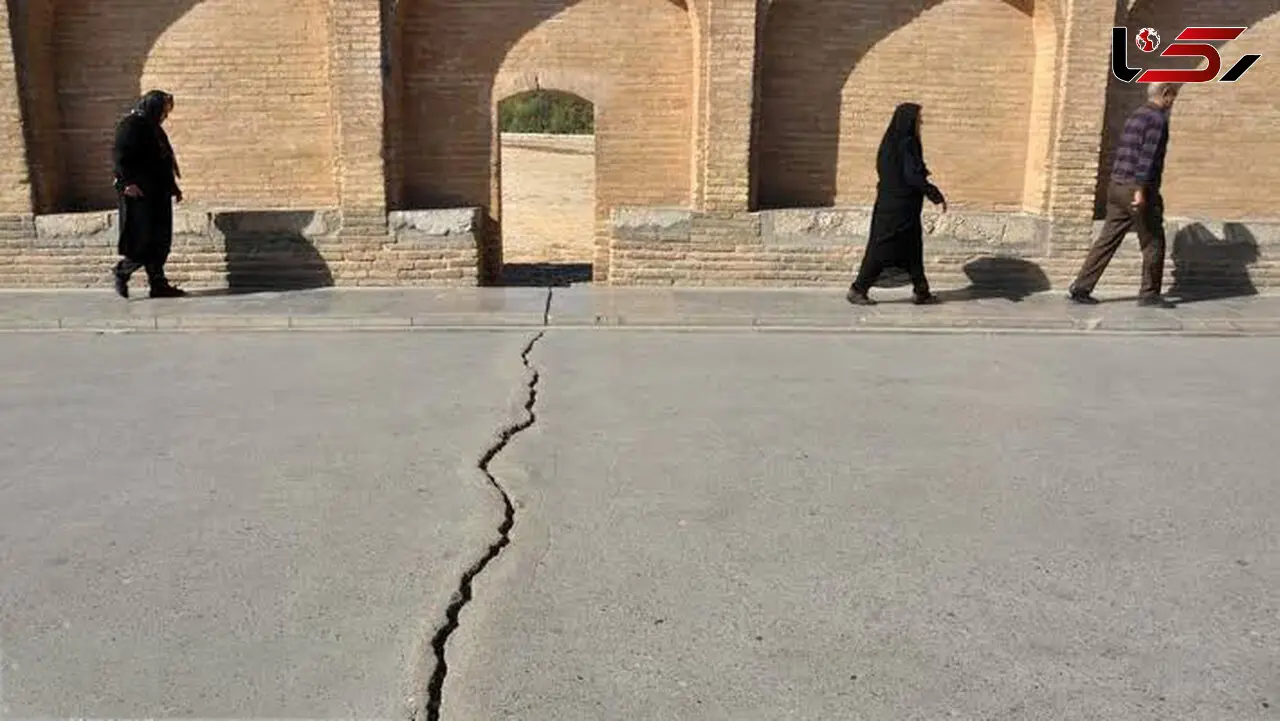 4 فرونشست در 10 روز زنگ خطر برای خیابان های اصفهان