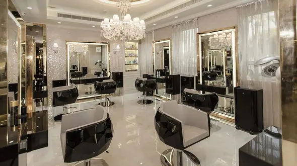 حادثه ترسناک برای 13 زن اصفهانی در آرایشگاه زنانه